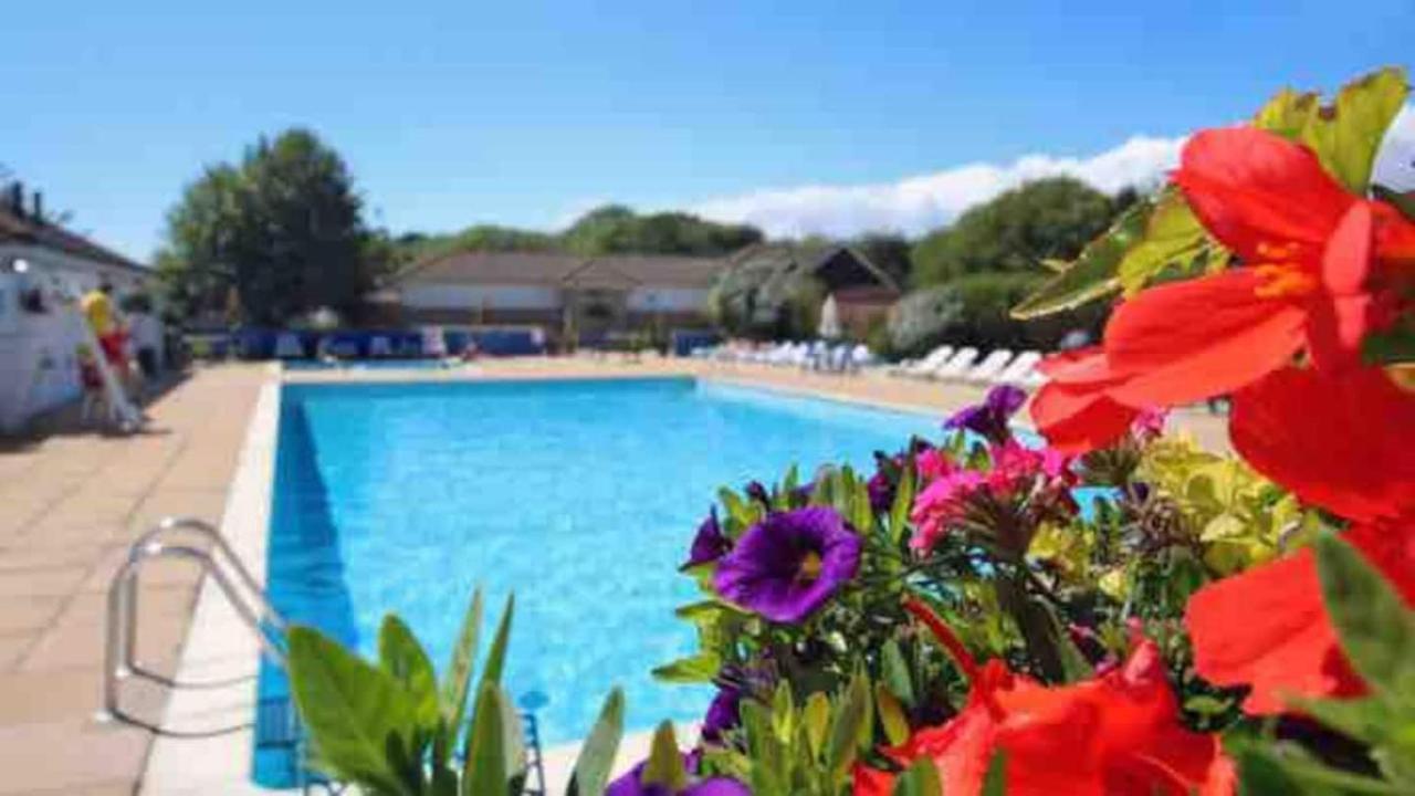 Hotel Heavenly Haven à Lymington Extérieur photo